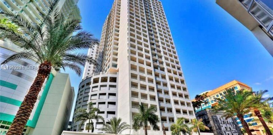 Condo à Miami, Floride, 1 chambre  № 2025780
