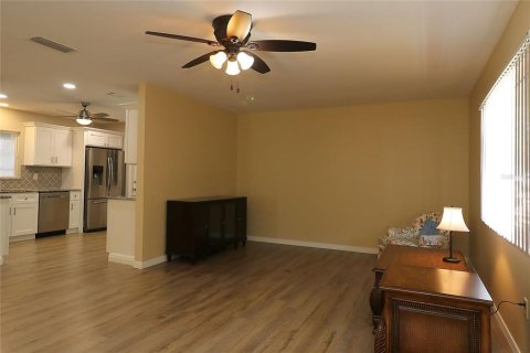House in Ocala, Florida 2 bedrooms, 106.28 sq.m. № 1736274 - photo 5
