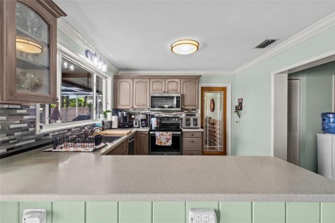 Villa ou maison à vendre à Venice, Floride: 2 chambres, 142.88 m2 № 2425448 - photo 7
