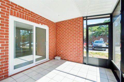 Condo in Saint Petersburg, Florida, 1 bedroom  № 2098050 - photo 21