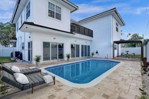Villa ou maison à vendre à Fort Lauderdale, Floride: 6 chambres, 460.89 m2 № 1487393 - photo 2