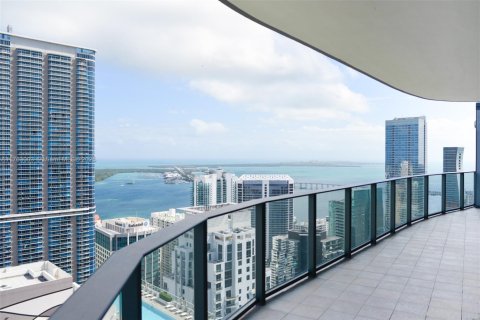 Copropriété à louer à Miami, Floride: 3 chambres, 177.63 m2 № 1707665 - photo 4