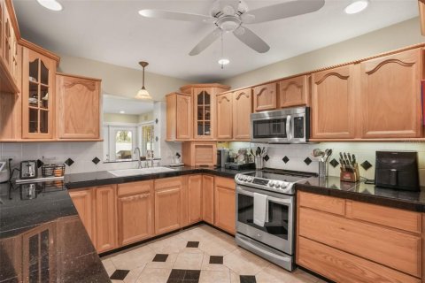 Villa ou maison à vendre à Orlando, Floride: 4 chambres, 239.69 m2 № 2150495 - photo 17