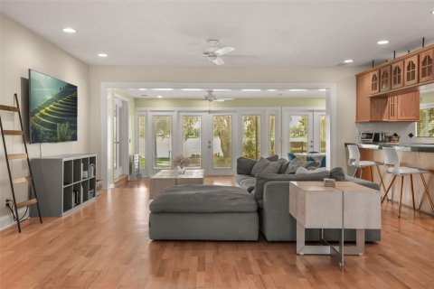 Villa ou maison à vendre à Orlando, Floride: 4 chambres, 239.69 m2 № 2150495 - photo 12