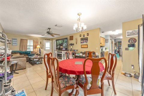 House in Ocala, Florida 3 bedrooms, 114.73 sq.m. № 1754582 - photo 11