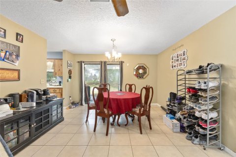 House in Ocala, Florida 3 bedrooms, 114.73 sq.m. № 1754582 - photo 10