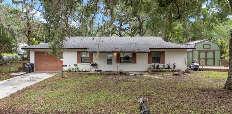 House in Ocala, Florida 3 bedrooms, 114.73 sq.m. № 1754582
