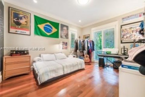 Купить виллу или дом в Майами, Флорида 5 спален, 400.04м2, № 1863489 - фото 15