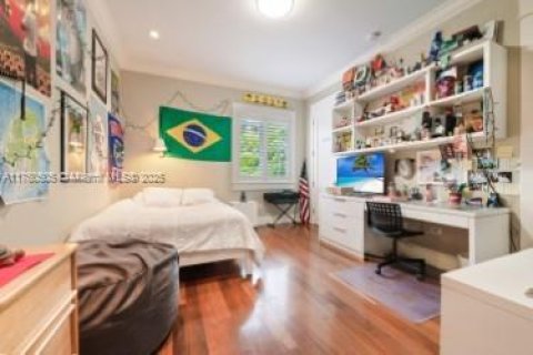 Купить виллу или дом в Майами, Флорида 5 спален, 400.04м2, № 1863489 - фото 14