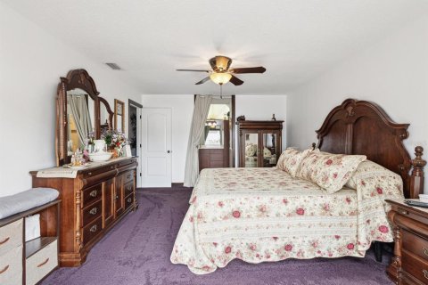 House in Spring Hill, Florida 4 bedrooms, 203.64 sq.m. № 1666124 - photo 20