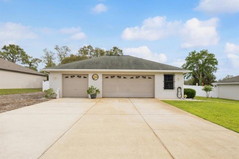 House in Spring Hill, Florida 4 bedrooms, 203.64 sq.m. № 1666124 - photo 5