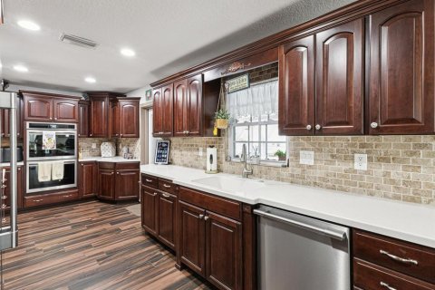 House in Spring Hill, Florida 4 bedrooms, 203.64 sq.m. № 1666124 - photo 30