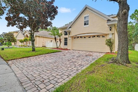 House in Orlando, Florida 4 bedrooms, 259.66 sq.m. № 2339194 - photo 2