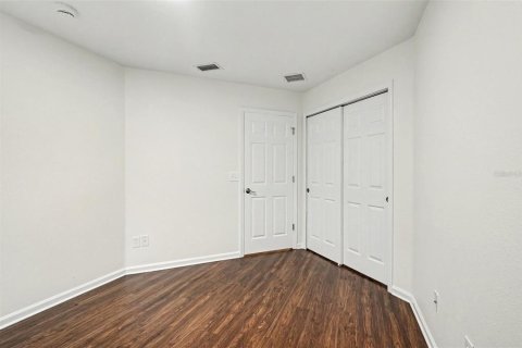 House in Orlando, Florida 4 bedrooms, 259.66 sq.m. № 2339194 - photo 15