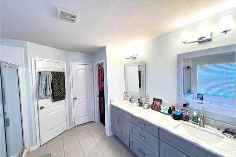Townhouse in Riverview, Florida 3 bedrooms, 154.78 sq.m. № 2198219 - photo 5