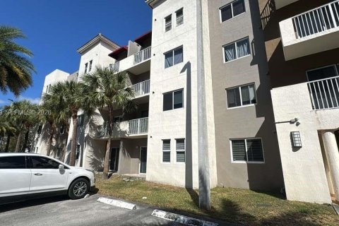 Condominio en venta en Cutler Bay, Florida, 2 dormitorios, 75.16 m2 № 2033095 - foto 16