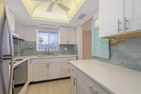 Condominio en venta en Bradenton, Florida, 2 dormitorios, 96.62 m2 № 1851223 - foto 14
