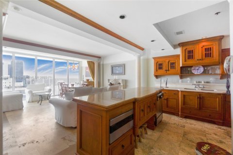 Copropriété à vendre à Miami Beach, Floride: 1 chambre, 89.19 m2 № 1897557 - photo 9