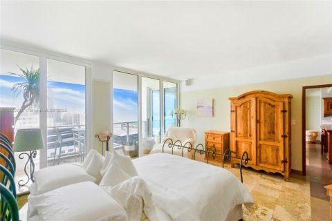 Copropriété à vendre à Miami Beach, Floride: 1 chambre, 89.19 m2 № 1897557 - photo 19