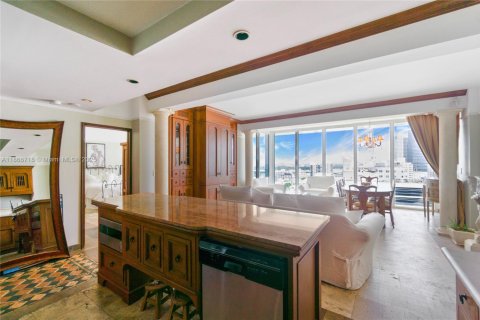 Copropriété à vendre à Miami Beach, Floride: 1 chambre, 89.19 m2 № 1897557 - photo 10