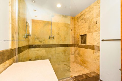 Copropriété à vendre à Miami Beach, Floride: 1 chambre, 89.19 m2 № 1897557 - photo 22