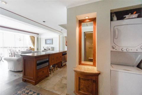 Copropriété à vendre à Miami Beach, Floride: 1 chambre, 89.19 m2 № 1897557 - photo 15