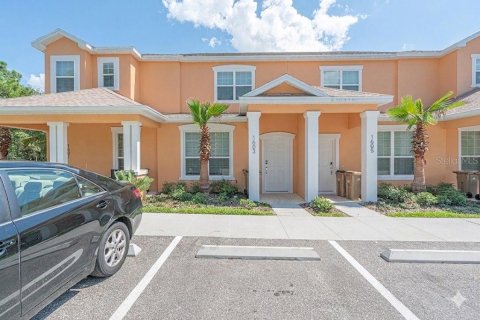 Townhouse in Clermont, Florida 3 bedrooms, 139.45 sq.m. № 2202819