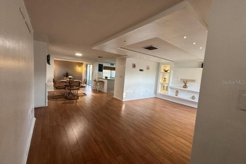 Casa en alquiler en Hudson, Florida, 2 dormitorios, 116.13 m2 № 1908857 - foto 8