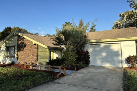 Casa en alquiler en Hudson, Florida, 2 dormitorios, 116.13 m2 № 1908857 - foto 1