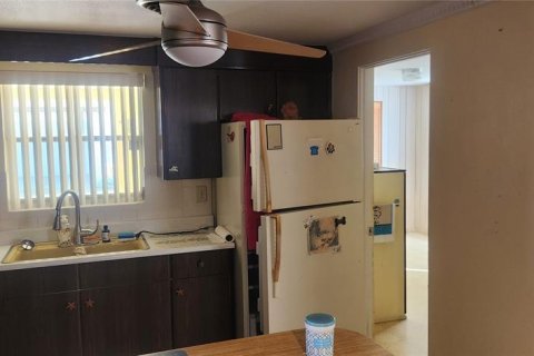 House in Englewood, Florida 2 bedrooms, 123.28 sq.m. № 1402486 - photo 14