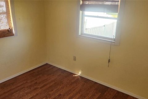 House in Englewood, Florida 2 bedrooms, 123.28 sq.m. № 1402486 - photo 15