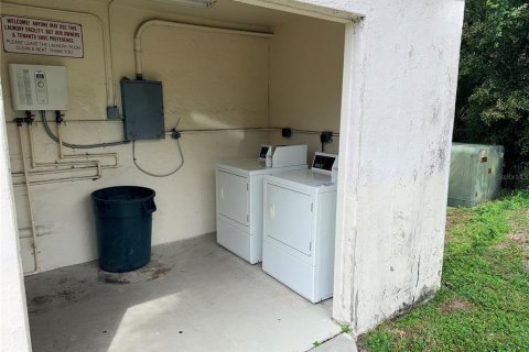 Commercial property in Sarasota, Florida 2 bedrooms, 70.79 sq.m. № 2395928 - photo 27