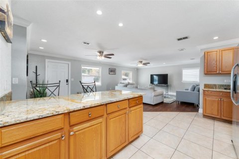 House in Ocala, Florida 3 bedrooms, 171.87 sq.m. № 1597974 - photo 14