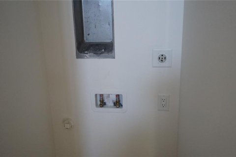 Adosado en venta en Madeira Beach, Florida, 5 dormitorios, 251.39 m2 № 2323159 - foto 6