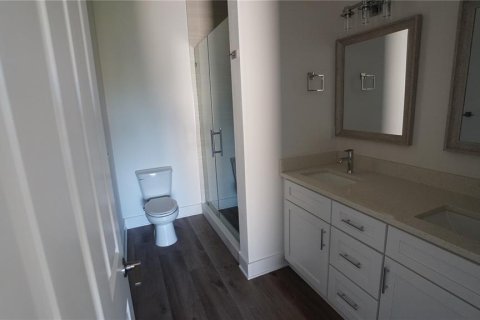 Adosado en venta en Madeira Beach, Florida, 5 dormitorios, 251.39 m2 № 2323159 - foto 16
