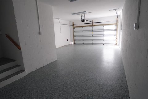 Adosado en venta en Madeira Beach, Florida, 5 dormitorios, 251.39 m2 № 2323159 - foto 25
