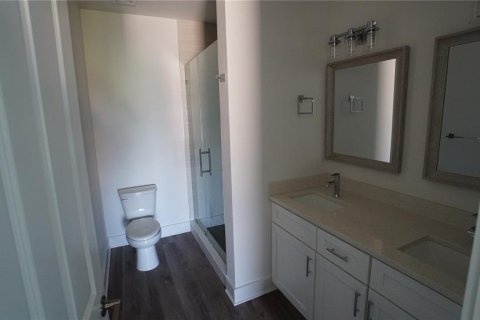 Adosado en venta en Madeira Beach, Florida, 5 dormitorios, 251.39 m2 № 2323159 - foto 11