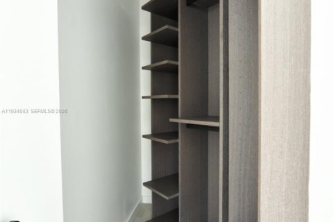 Copropriété à vendre à Miami, Floride: 2 chambres, 110.18 m2 № 2035297 - photo 24