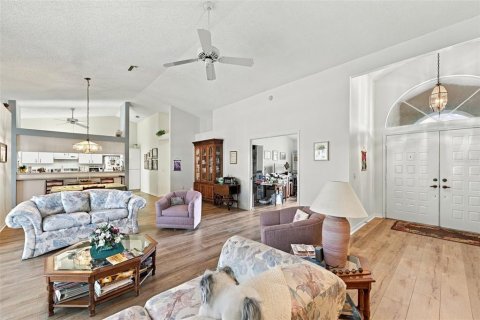 Villa ou maison à vendre à New Port Richey, Floride: 3 chambres, 157.38 m2 № 2396438 - photo 10