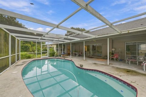 Villa ou maison à vendre à New Port Richey, Floride: 3 chambres, 157.38 m2 № 2396438 - photo 2