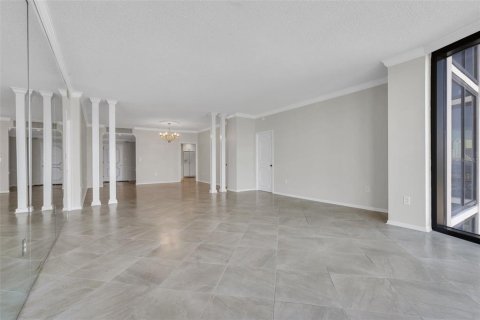 Copropriété à vendre à Saint Petersburg, Floride: 2 chambres, 182.55 m2 № 1036511 - photo 8