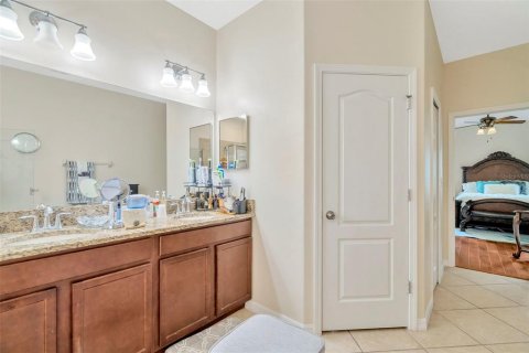 Villa ou maison à vendre à Riverview, Floride: 4 chambres, 224.36 m2 № 1907684 - photo 13