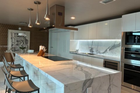 Condo in Sunny Isles Beach, Florida, 3 bedrooms  № 2039618 - photo 4