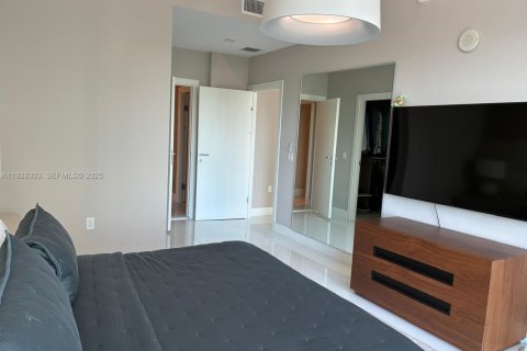 Condo in Sunny Isles Beach, Florida, 3 bedrooms  № 2039618 - photo 12