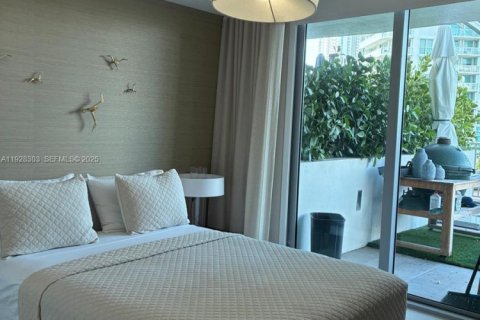 Condo in Sunny Isles Beach, Florida, 3 bedrooms  № 2039618 - photo 19