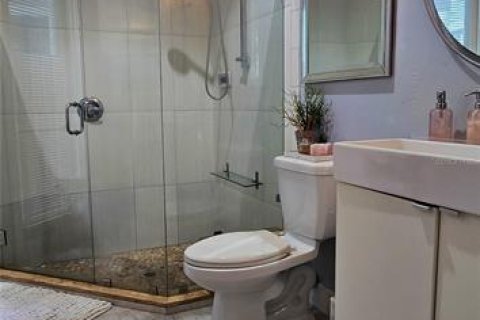 Casa en venta en Orlando, Florida, 4 dormitorios, 284.65 m2 № 1837416 - foto 19