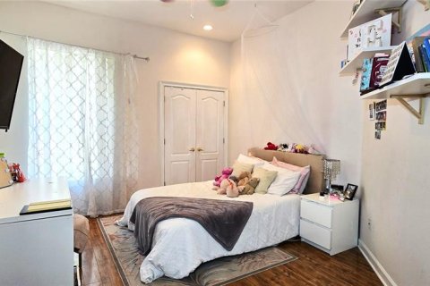 Casa en venta en Orlando, Florida, 4 dormitorios, 284.65 m2 № 1837416 - foto 27