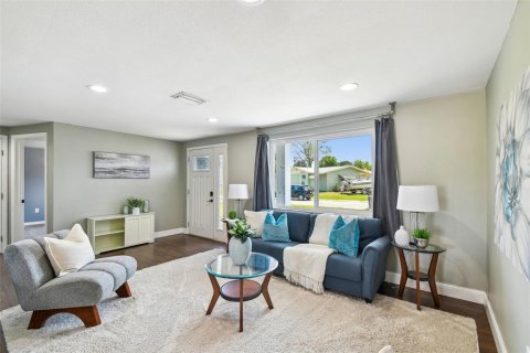 Casa en venta en Holiday, Florida, 2 dormitorios, 105.35 m2 № 1616479 - foto 6
