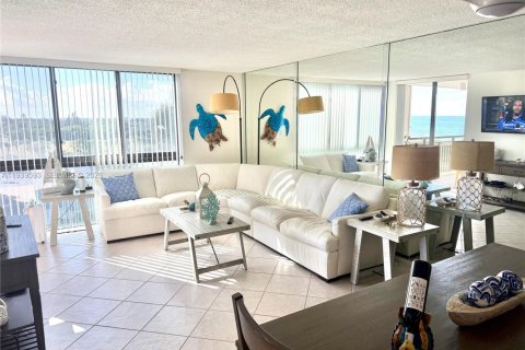 Condominio en St. Lucie, Florida, 2 dormitorios  № 2152667