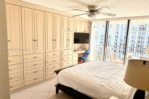 Condominio en alquiler en St. Lucie, Florida, 2 dormitorios, 109.07 m2 № 2152667 - foto 7